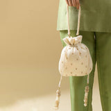 Myra Off White Potli