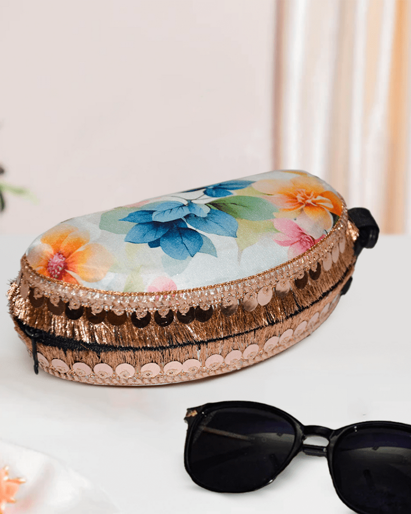 Modal Sunglasses Case | White Bloom - ArtFlyck