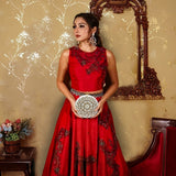 Round Zari Embroidered Pearl Bridal Clutch | Off White - ArtFlyck