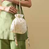 Myra Off White Potli