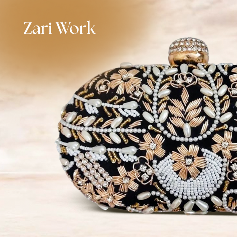 Capsule Zari Clutch | Black