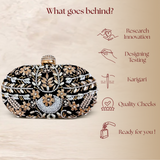 Capsule Zari Clutch | Black
