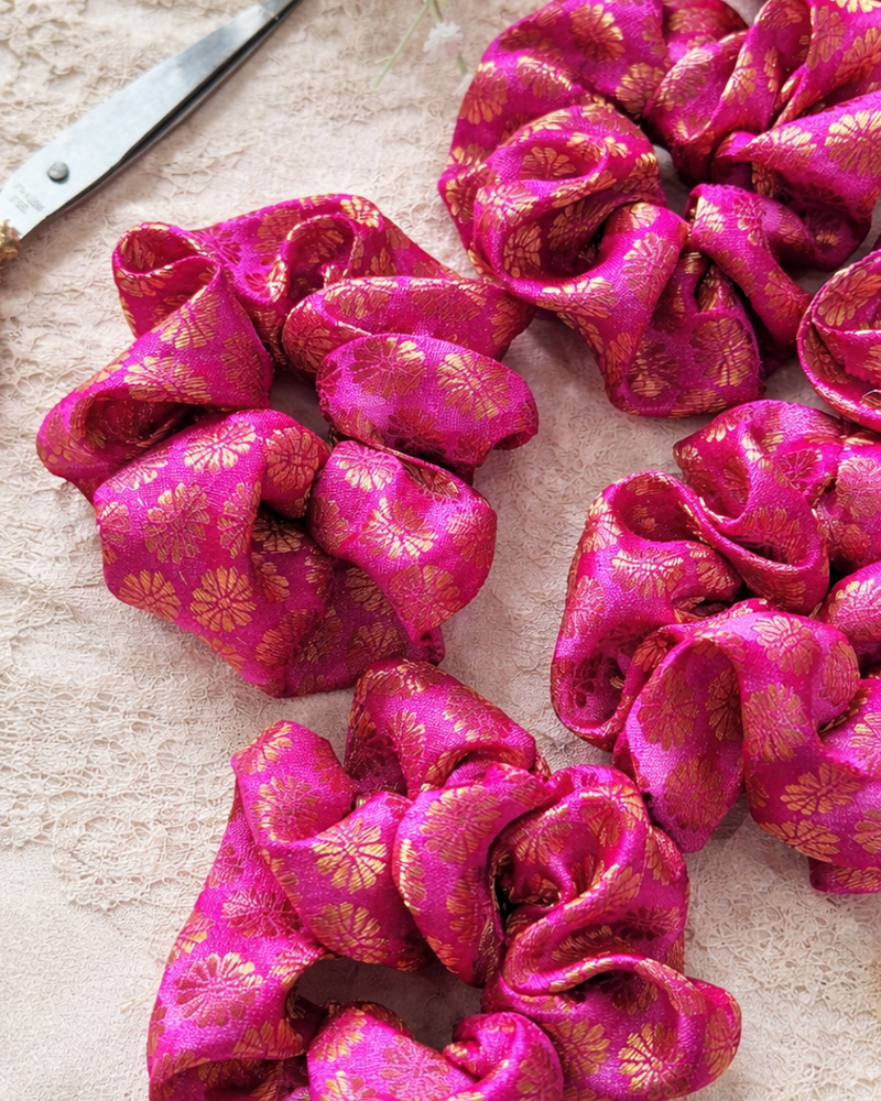 Banarasi Scrunchies | Pink