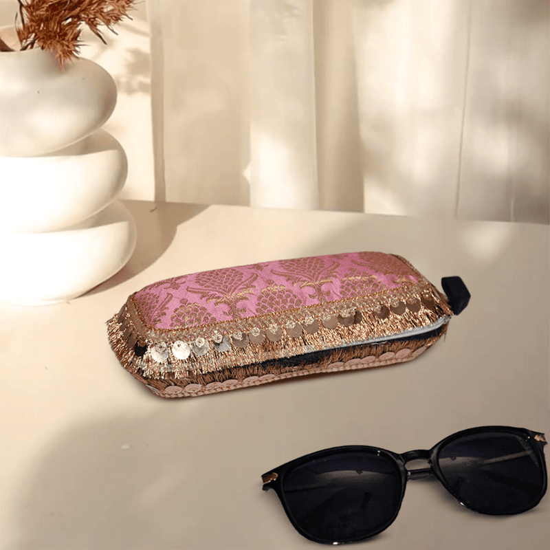 Banarasi Silk Sunglasses Case | Pink - ArtFlyck