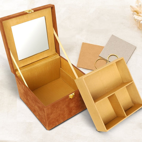 Desi Girl Vanity Organizer - ArtFlyck